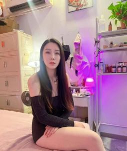 反食多次的小景老师