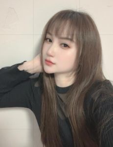 肥臀人妻