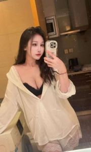 娇艳欲滴的小妹妹