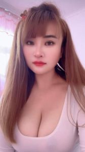 丰乳肥臀少妇娜娜