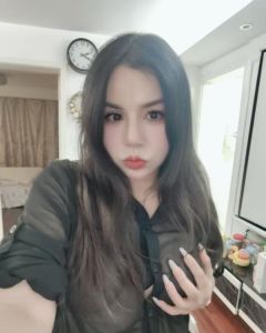 栖霞伊伊