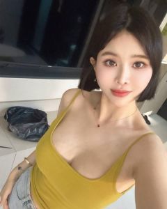 义乌后入性感美臀颜值老师