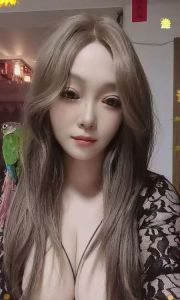 D奶热情喷水少妇