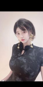 F奶短发大眼逸涵