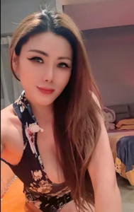 光谷御姐红唇