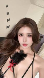 高挑大长腿颜值嫩妹