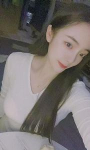 高颜中项口爆小姐姐