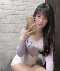 服务型女孩