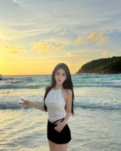 白嫩酥胸颜值御姐cc