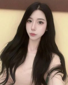 天河肉感十足李菲迪