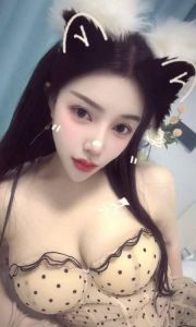 白皙大胸希雅老师