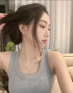 东莞美臀御姐李小璐