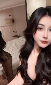 耐操型丰臀妹子