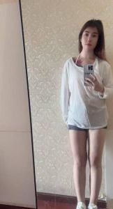 黑丝情趣风骚小妹