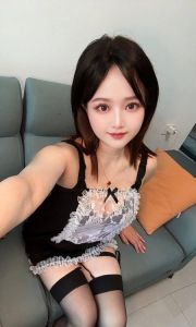 兼职可爱白领美女