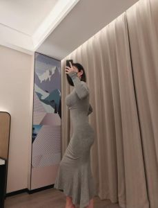 闷骚细腰蜜桃臀米酥