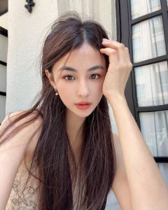 高挑颜值长腿气质老师