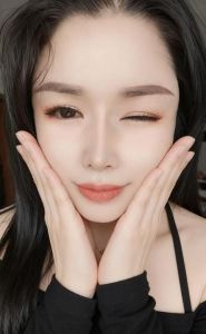 龙华风骚丰满小妮