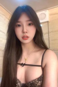 东郊后入大长腿一线天