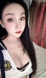 罗湖大奶肥臀轻熟女
