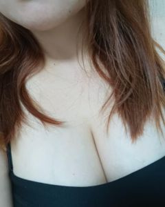 雨花大胸少妇