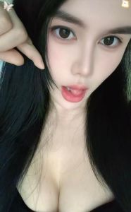 福田蜜桃臀健身教练