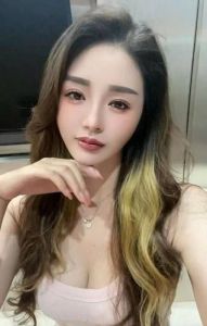 昆山市翘臀大奶妩媚少女