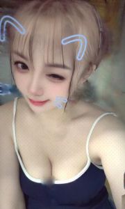 夫子庙长腿大波骚女