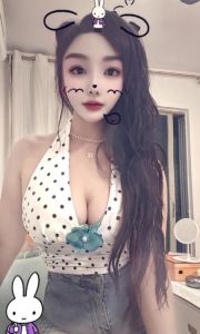 海珠性感妩媚宝儿
