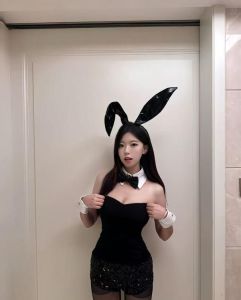 福田黑丝长腿兔女郎