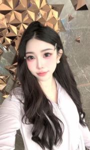 肤白貌美性感美乳老师