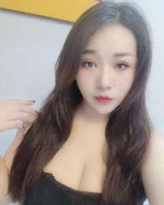 萧山丰满卡戴珊