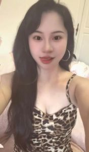 服务系大奶姐姐