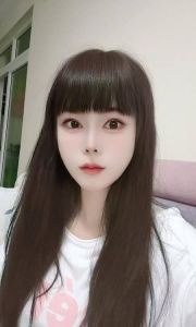 官渡肤白大胸女友