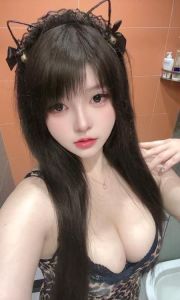 坂田女友闹闹