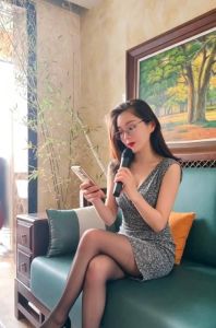D奶双飞姐妹花