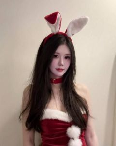 宝藏服务系身材靓妹子