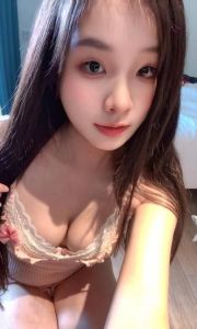 舌吻甜妹晶晶