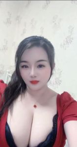 温柔大胸妹