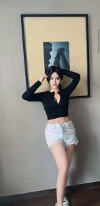 丰润饱满体贴颜值老师
