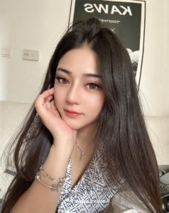 东莞性感小迪丽热巴