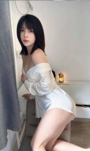 世纪大道骚B能吸会夹