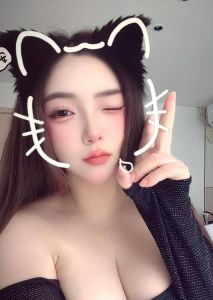 川音巨乳洛老师