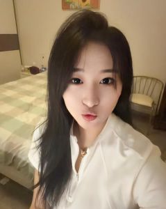 大长腿嘉欣老师