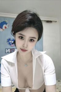 大连性感美乳少妇