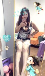 甜美巨乳御姐