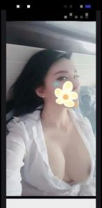 爆乳三通骚货