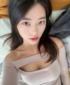 可甜可御骚妹妹