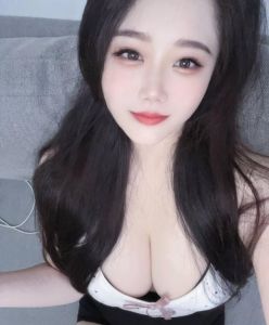 漂亮大胸琪琪