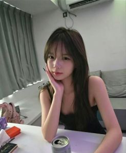 上城长腿翘臀妹子